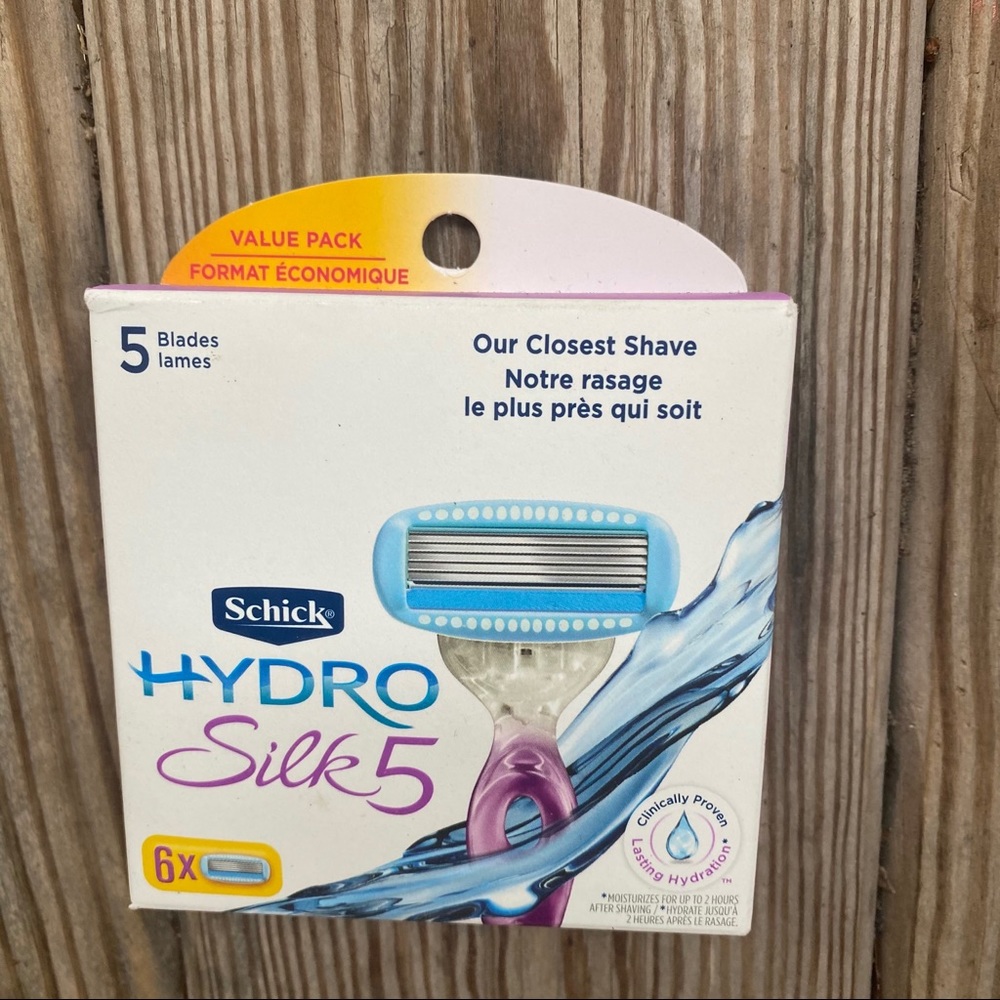 NIB Schick Hydro Silk 5- 6 replacement blades
